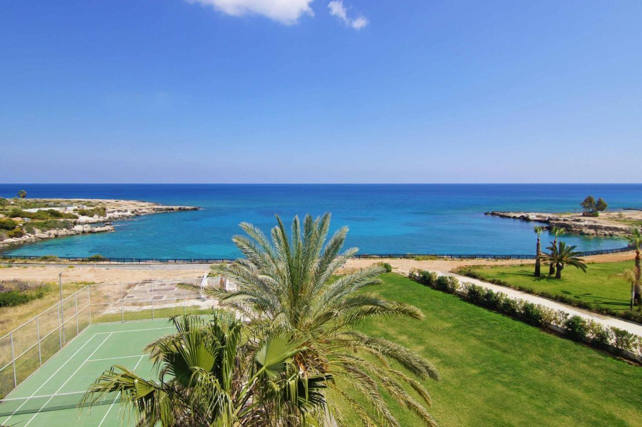 Diana - Coralli Beachfront Apartment Protaras Exteriér fotografie